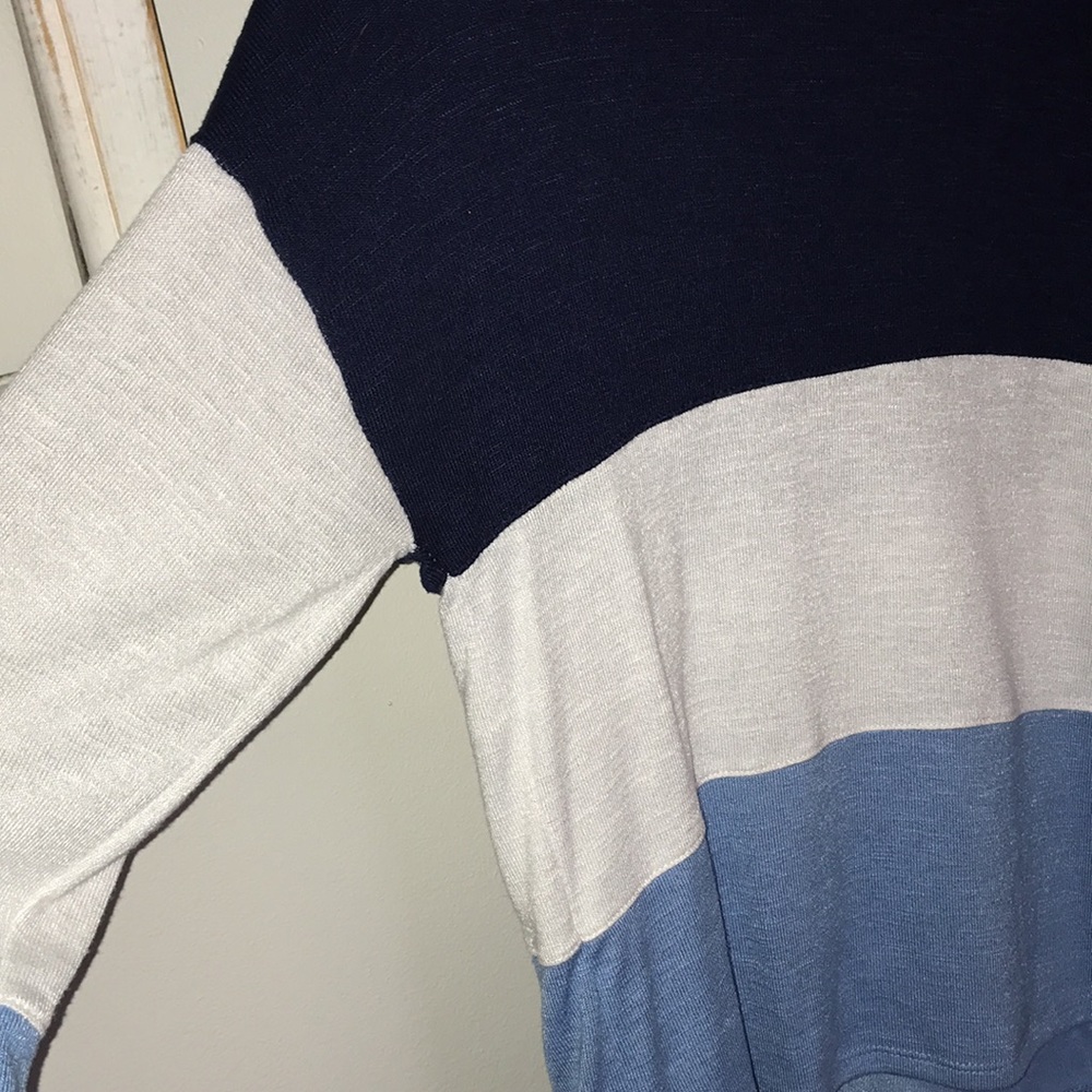 Color Block Tee - Picture 2 of 9